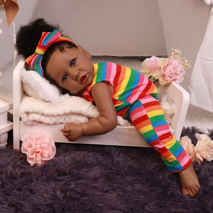 Muñeca Reborn Realista Afroamericana De 22 Pulgadas Con Cuerpo Suave Hoomai - Imagen 7