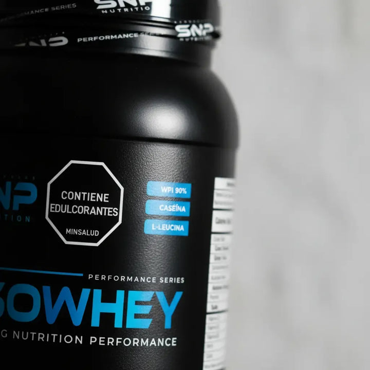 Proteína Iso Whey 2 Libras Con Creatina Monohidrato Paquete 950 G SNP ...