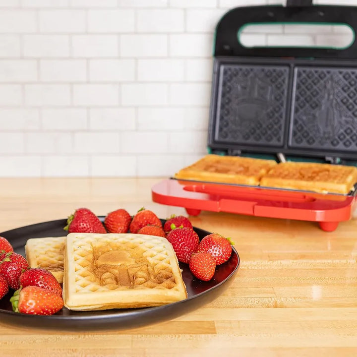 Wafflera Uncanny Brands Star Wars Boba Fett 2 Waffles 120v 750 Watts - Imagen 4
